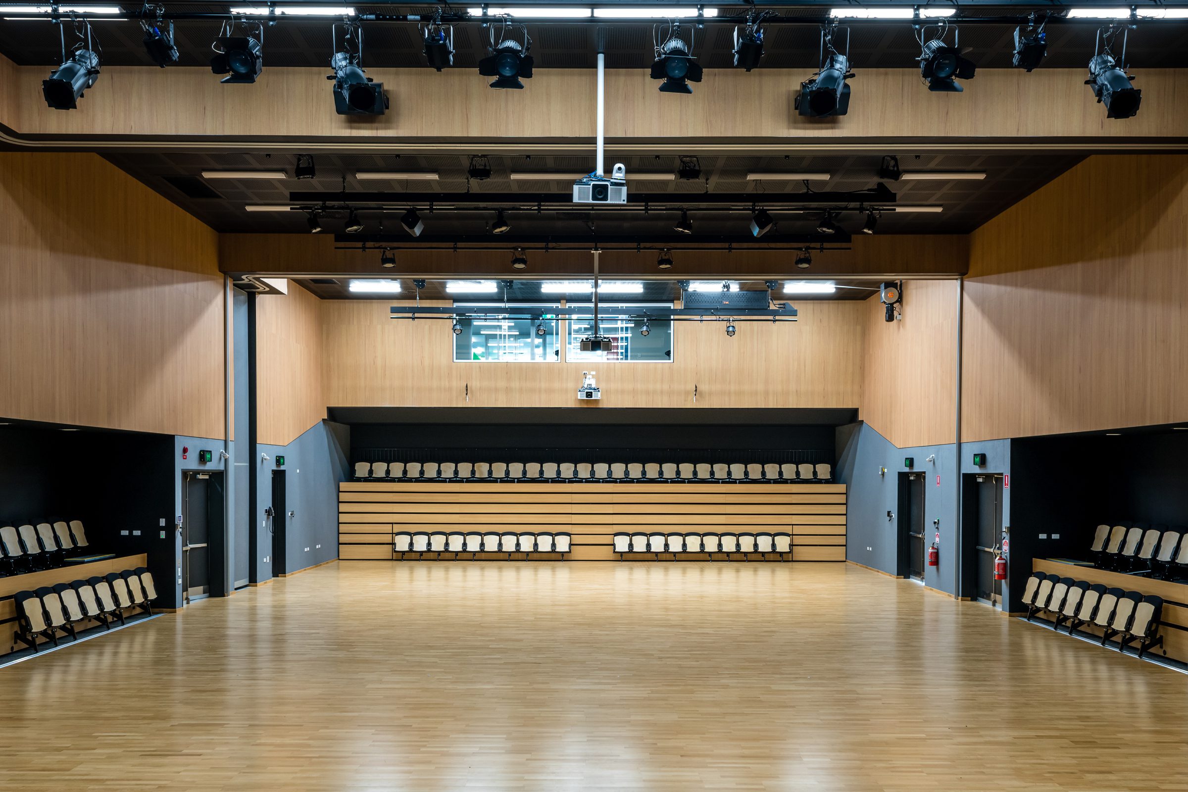Grooved acoustic timber panels